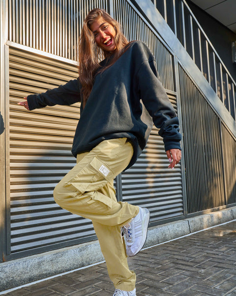 Beige unisex cargo pants – Basic by NAS Trends