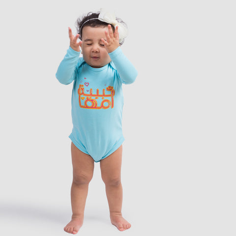 Light blue baby bodysuit – حبيبة امها by NAS Trends
