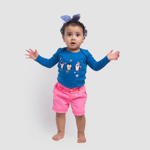 Ocean blue baby bodysuit – Penguins by NAS Trends
